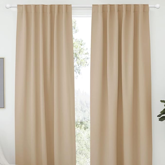 White Curtain Rods for Windows 30 to 62 inch, Splicing Adjustable 5/8 Diameter Curtain Rod Set, Decorative Standard Drapery Rod for Living Room, Heavy Duty Metal Curtain Pole, Easy Install - White