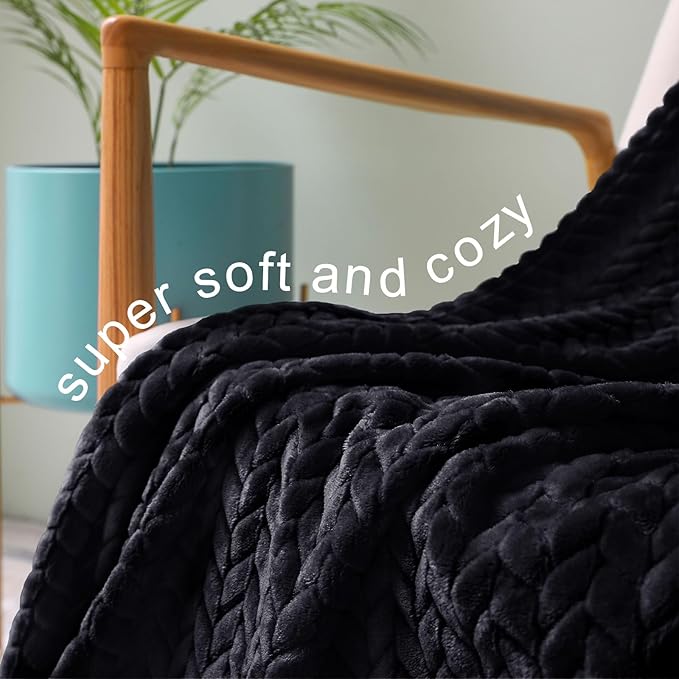 Exclusivo Mezcla Fleece Throw Blanket for Couch and Bed, 50x70 Inches Soft Cozy Jacquard Flannel Blankets, Lightweight Fuzzy Plush Warm Throws for Women, Black