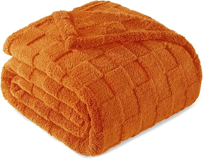 Exclusivo Mezcla King Size Flannel Fleece Blanket, Super Soft and Warm Lightweight Checkered Pattern Blanket for All Seasons, 90x104 Inches, Burnt Orange
