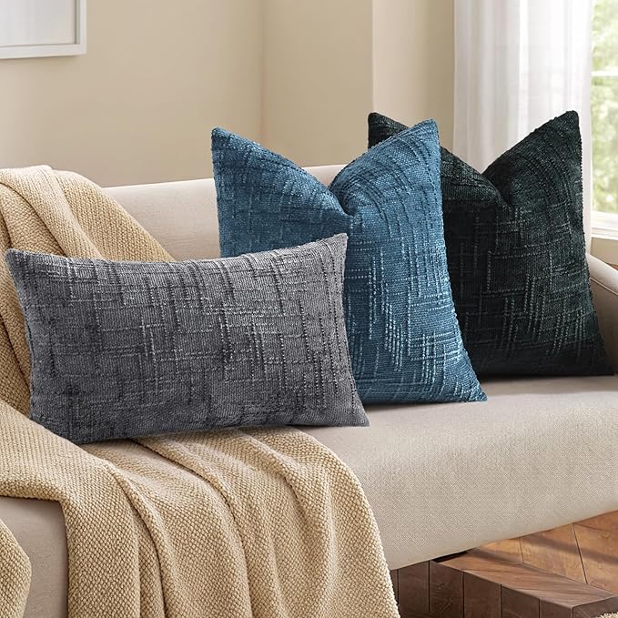 decorUhome Navy Blue Chenille Throw Pillow Covers 20x20 Set of 2 Textured Soft Cozy Slubby Couch Pillow Covers Modern Farmhouse Boho Decorative Pillow Cases for Bed Sofa Living Room