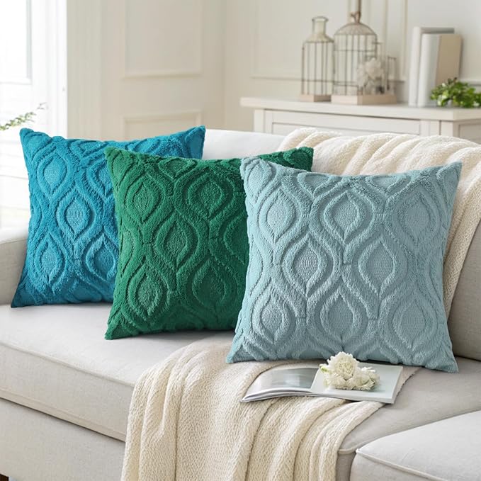 decorUhome Summer Throw Pillow Covers 18x18 Inch Set of 2, Soft Plush Faux Wool Teal Solid Couch Pillow Covers, Accent Farmhouse Neutral Square Pillow Cases for Sofa Bed Living Room