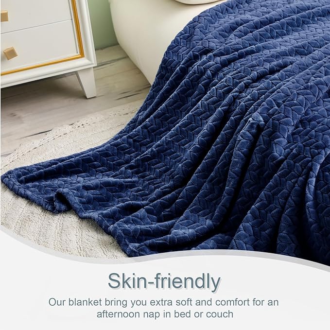 Exclusivo Mezcla Fleece Twin Size Blanket for Bed, 60x80 Inches Soft Cozy Jacquard Flannel Blankets, Lightweight Fuzzy Plush Warm for Women, Navy Blue