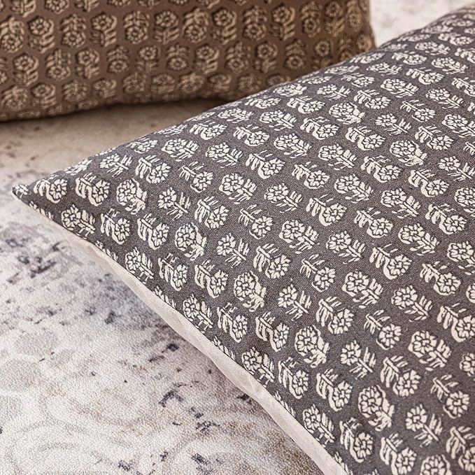 Foindtower Set of 2 Decorative Vintage Floral Print Throw Pillow Covers Neutral Modern Farmhouse Cushion Covers Boho Home Decor for Sofa Couch Chair Bedroom Living Room,18×18 Inch,Rustic Gray