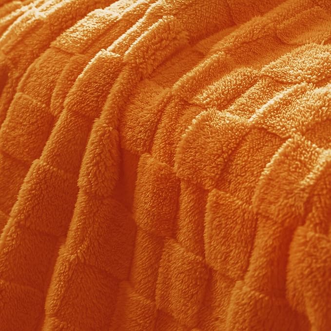 Exclusivo Mezcla Queen Size Flannel Fleece Blanket, Super Soft and Warm Lightweight Checkered Pattern Blanket for All Seasons, 90x90 Inches, Burnt Orange