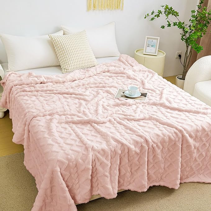Aganear Blanket Queen Size - Fuzzy Cozy Sof Blanket for Couch, Sofa, Bed, Office, Decorative Present for All Seasons, Portable Throw Blankets for Couch, Sofa, Bed(90"x90", Pink)