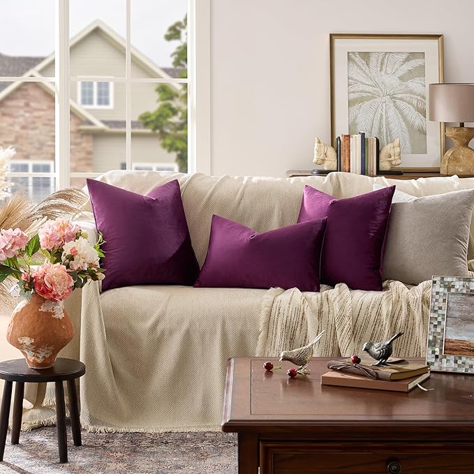 GIGIZAZA Purple Decorative Velvet Decorative 20x20 Throw Pillow Covers for Sofa Bed 2 Pack Soft Cushion Cover
