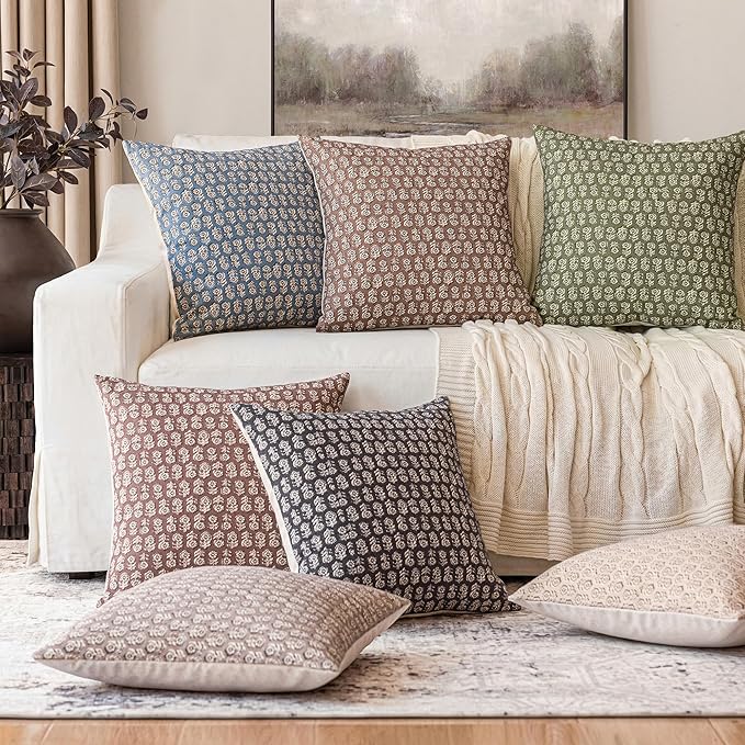 Foindtower Set of 2 Decorative Neutral Floral Print Throw Pillow Covers Vintage Accent Farmhouse Cushion Covers Boho Home Decor for Sofa Chair Couch Bedroom Living Room,18×18 Inch,Brown