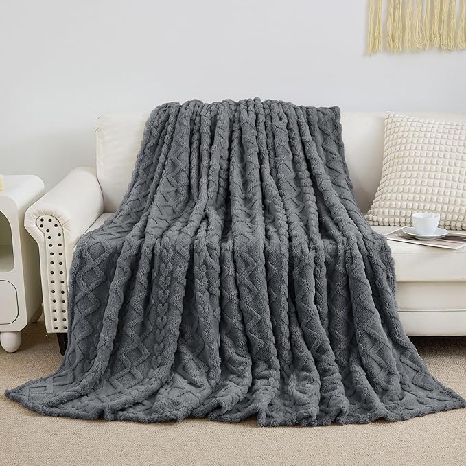 Aganear Flannel Throw Blanket - Cozy Soft Lightweight Fuzzy Throw Blanket for Women Portable Throw Blankets for Couch, Warm Present for Birthday, Christmas, Halloween, Housewarming(50"x60", Gray)